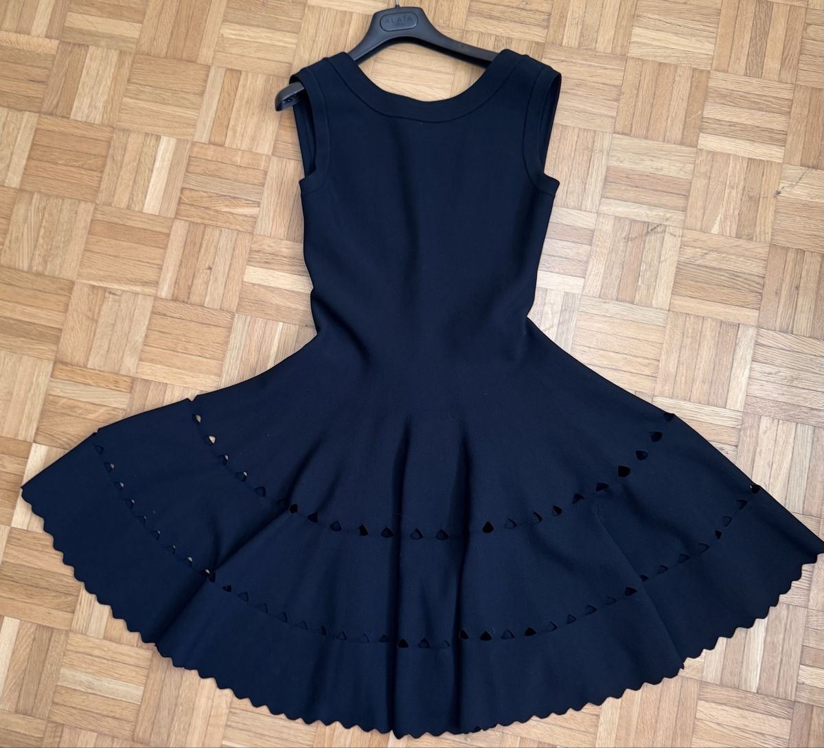 Alaia Vestiti: Alaia Kleid – Nuovo (secondo la descrizione) da Benglen venduto da Dormiglione