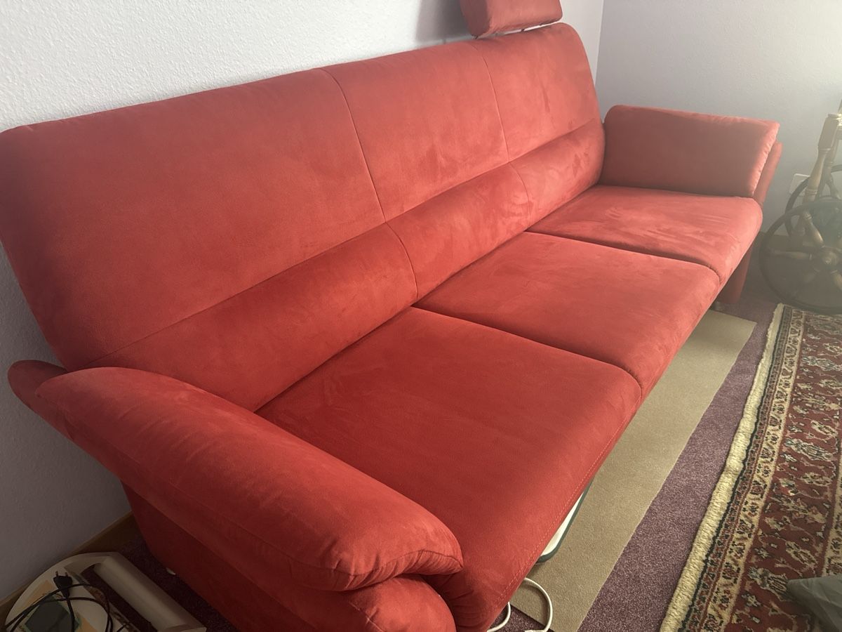 Sofas: Sofa rot – Gebraucht aus Wetzikon ZH von ana_5lwx 1