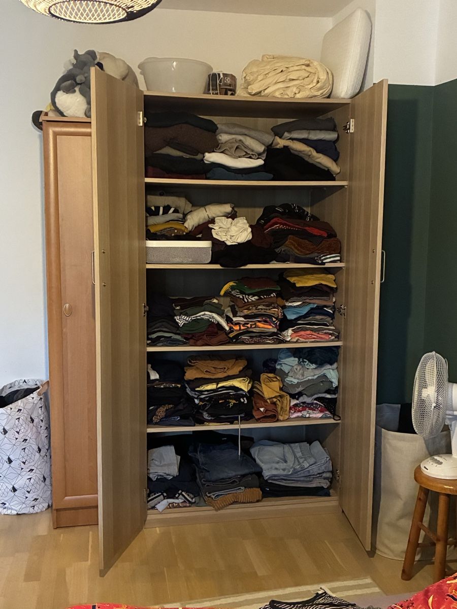 Schränke: Ikea Kleiderschrank Pax – Gebraucht aus Winterthur von VaniVerdicchio 1