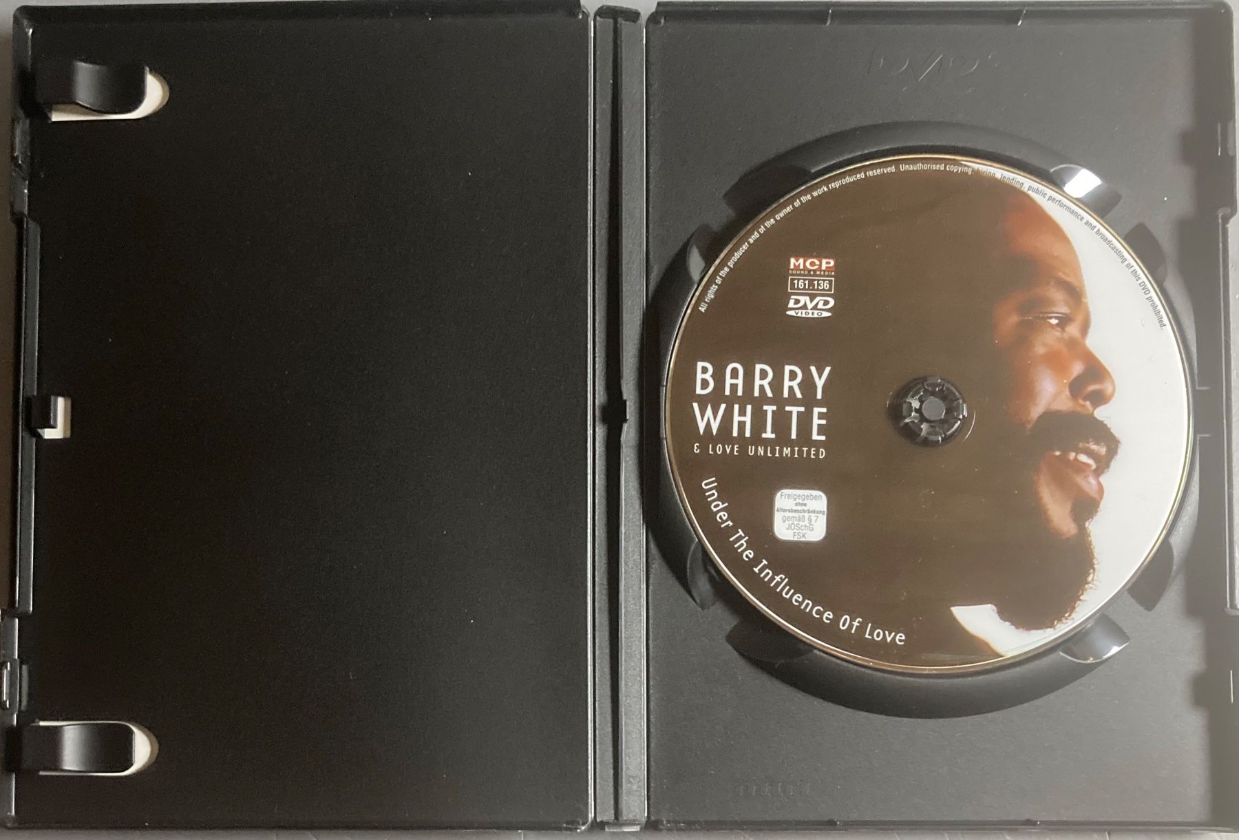 Tous les DVDs: BARRY WHITE & LOVE UNLIMITED – D'occasion à Poliez-Pittet par Newtown-Records 2