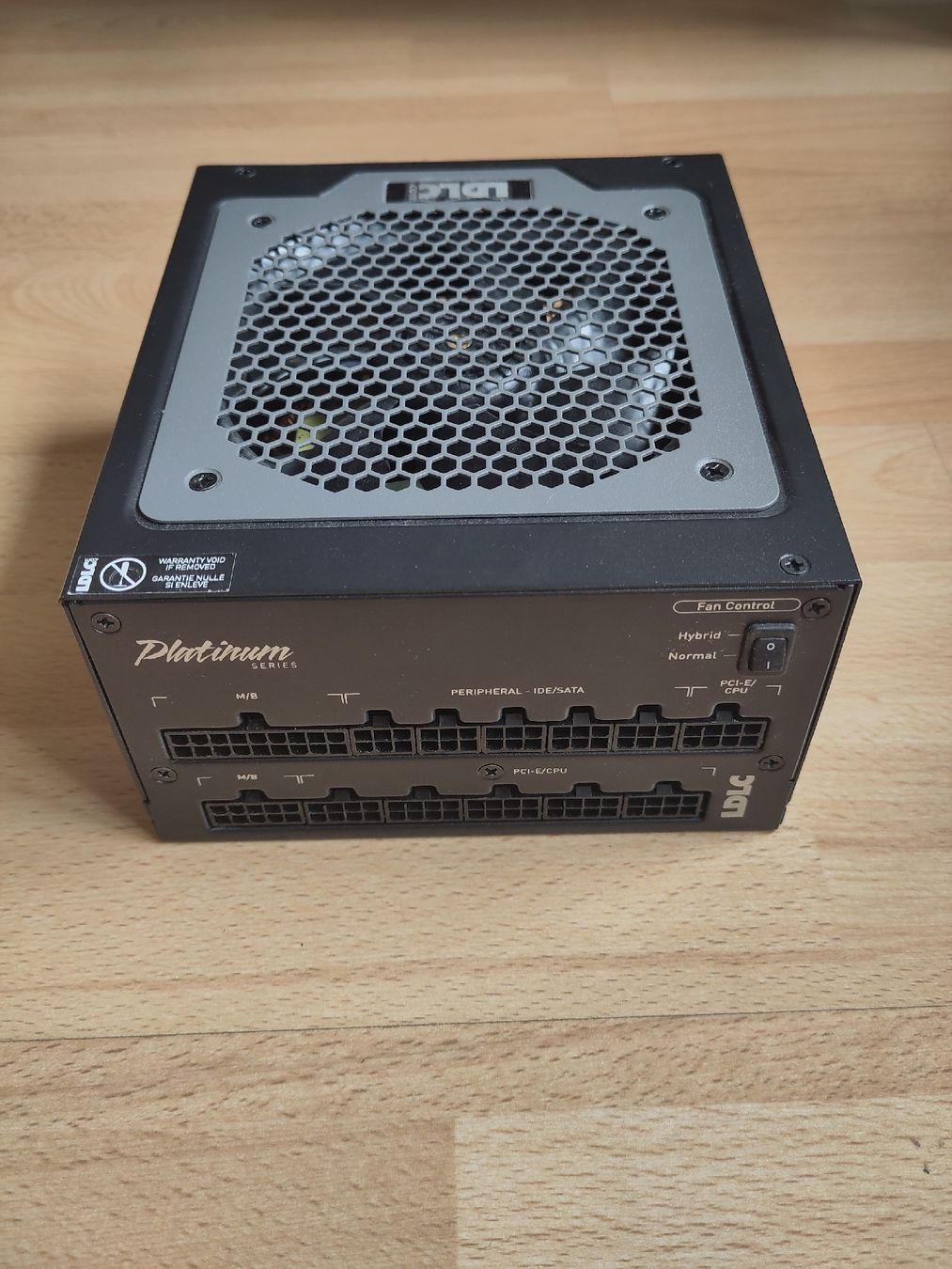 Seasonic Componenti elettronici: power supply ATX XT-650P – Usato da Zürich venduto da Saf12