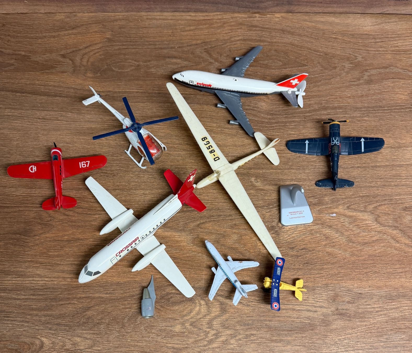 Modellbausätze & Standmodelle: Flugzeug Sammlung, Diverse Modelle, Vintage Spielzeug Flu... – Gebraucht aus Nussbaumen AG von olitech5415