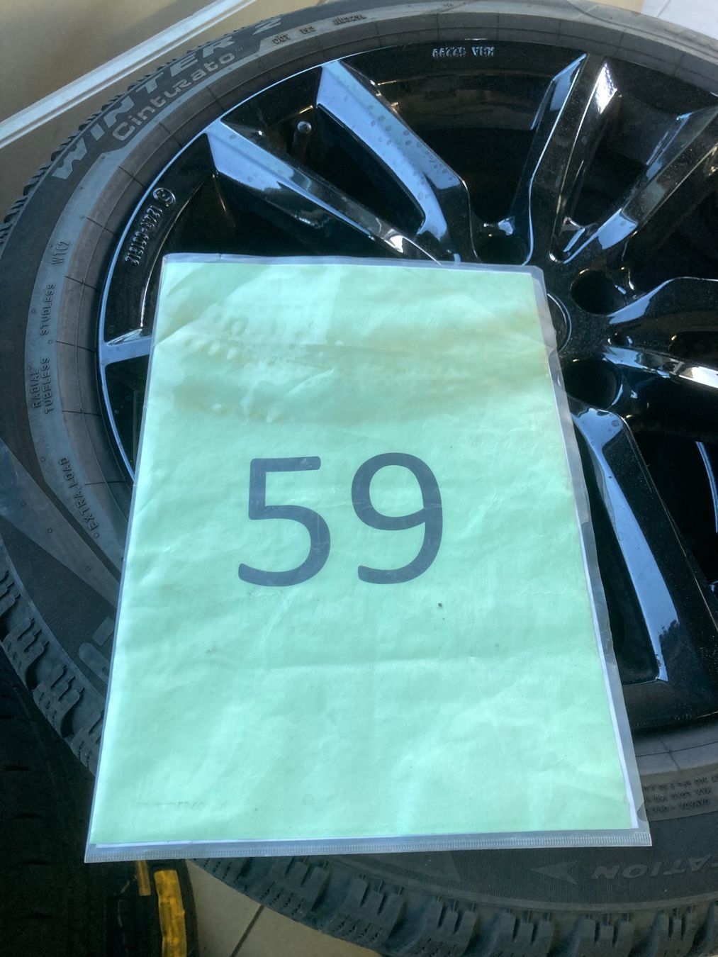 Audi Pneus & Roues: Audi A5 Winterräder 225/50R17 Pirelli – D'occasion à Cham par WB2223 8
