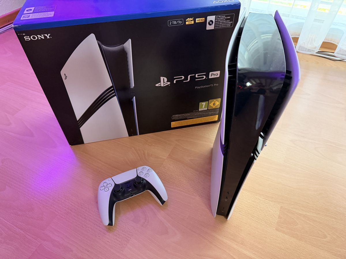 Sony Console: PS5 Pro (2 TB) – Nuovo (secondo la descrizione) da Zeihen venduto da eschere 1