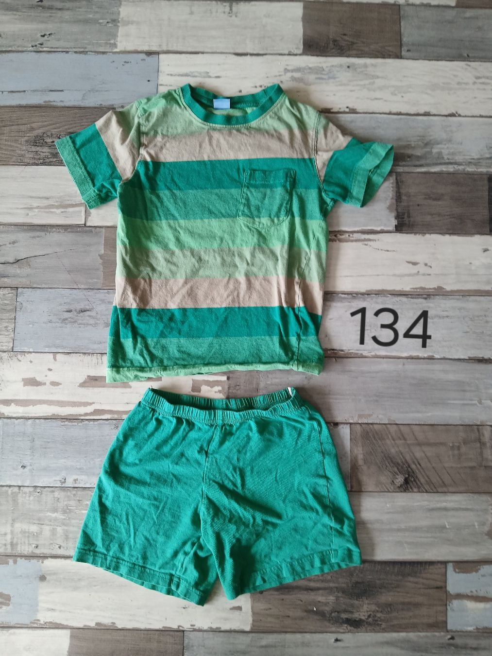 Pigiama & Simili: 134 Pijama Set kurz Sommer – Usato da Sevelen venduto da boutiquenounou