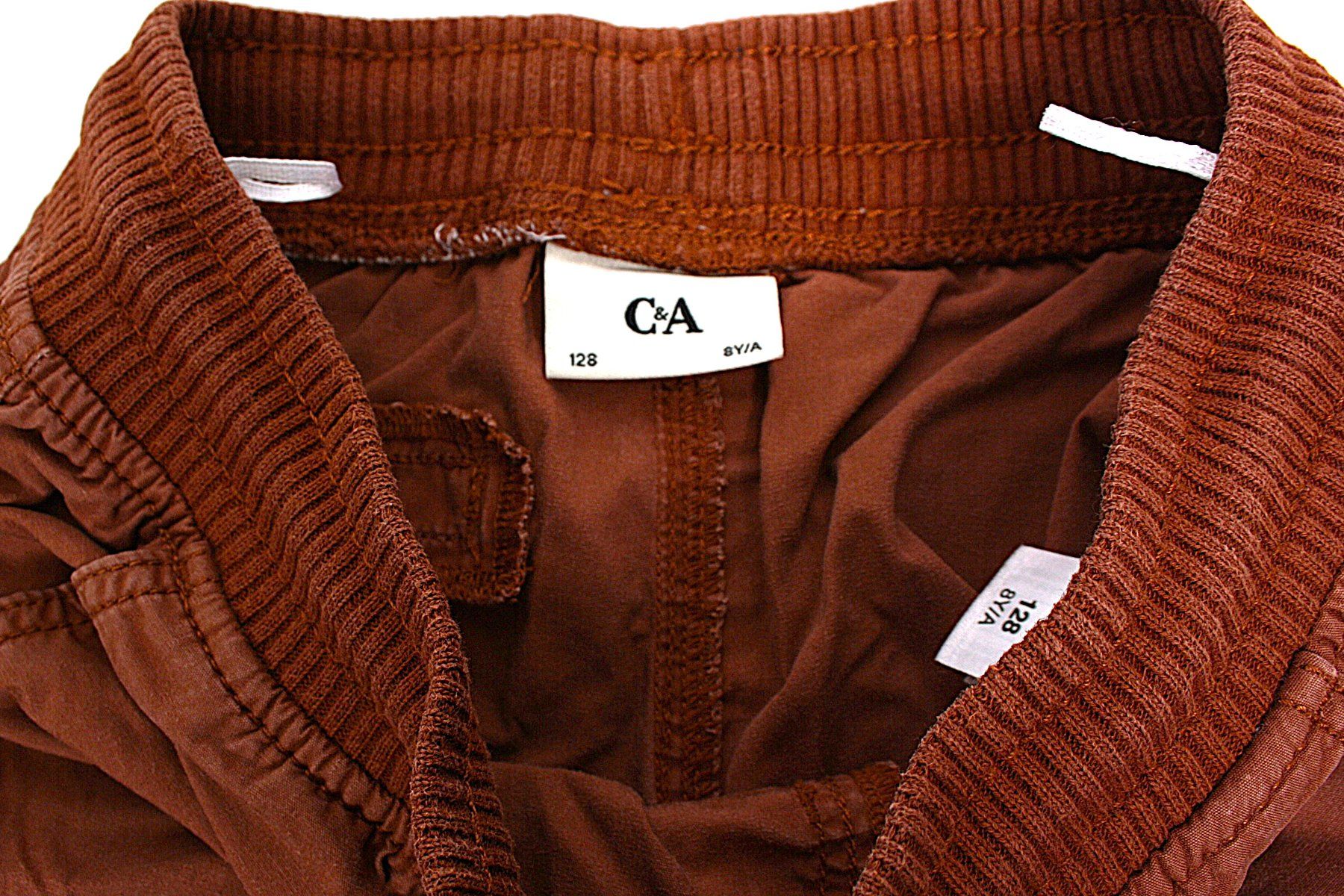 C&A Pantaloni: C&A Kurze braune Hose Gr. 128 – Usato da Zollikofen venduto da Restwert_Zollikofen 2