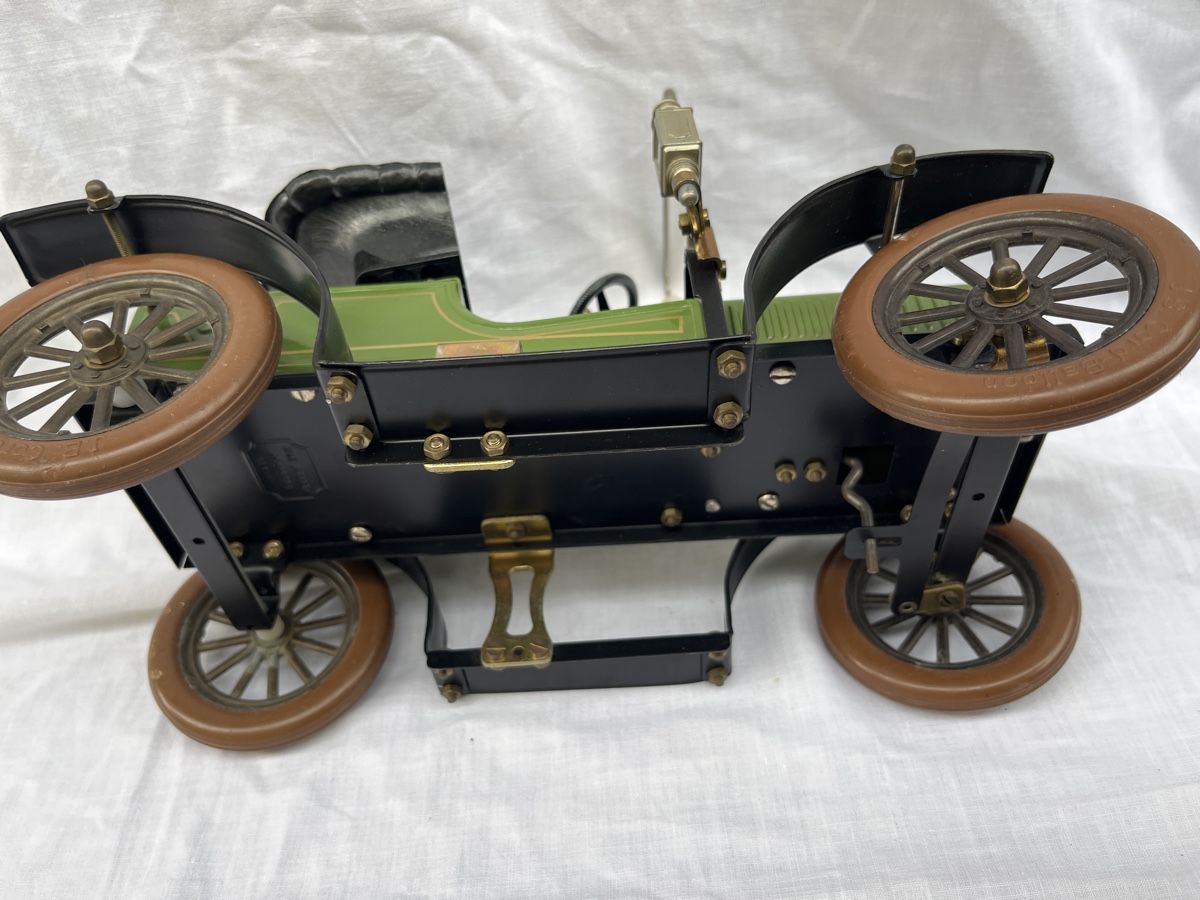 Modellautos: Altes Oldtimer Modell Blech – Gebraucht aus Brienz BE von hey_z9vg 4