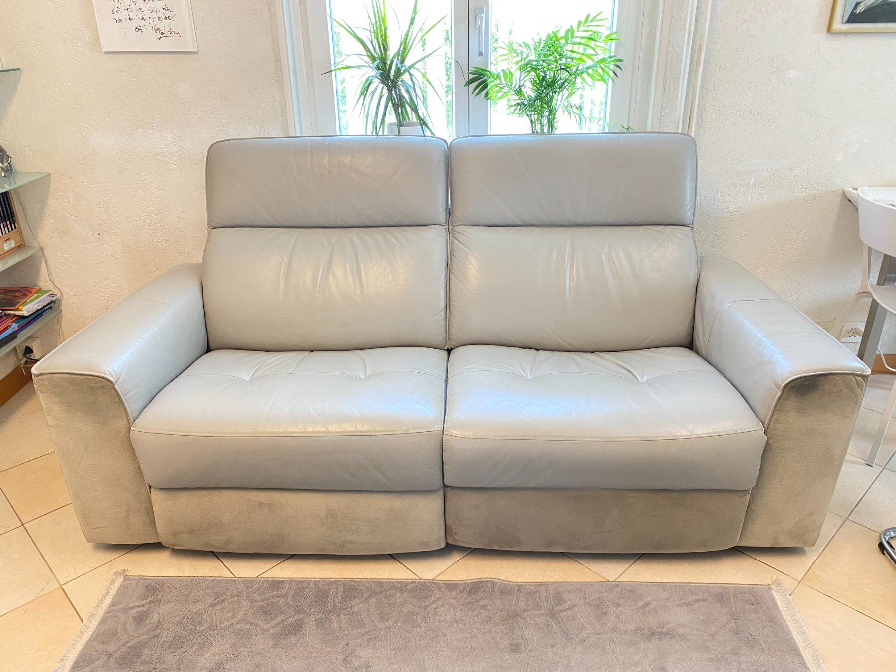 Sofas: Canapé électrique - Prix négociable – Gebraucht aus Prilly von cam_zfm6 1