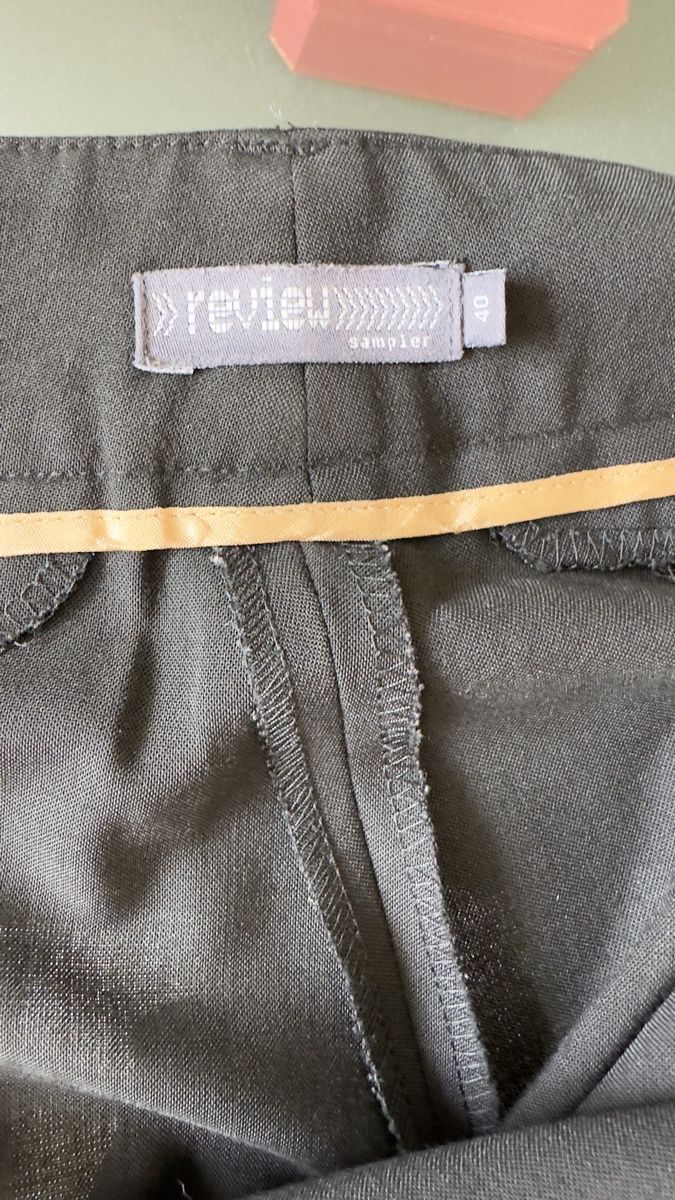 Hosen: Schöne Damenhose von Review – Gebraucht aus Adliswil von RicPro 6