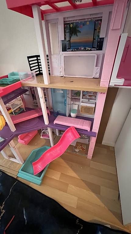 Barbie Case e mobili per bambole: Barbiehaus – Usato da Rheinfelden venduto da Mel43