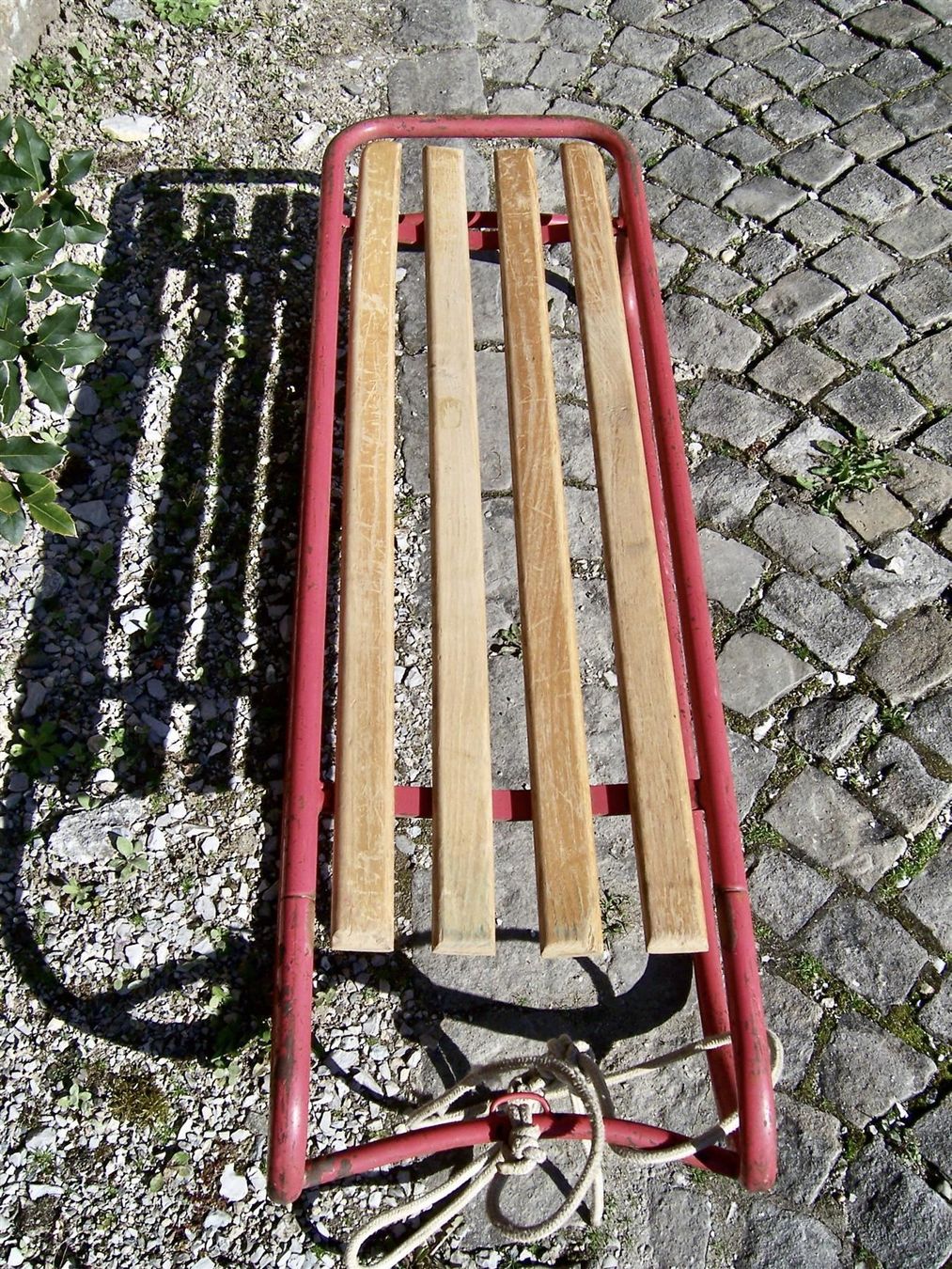Schlitteln: Vintage Schlitten Stahlrohrschlitten SKS – Gebraucht aus Kerzers von wisaundso 3
