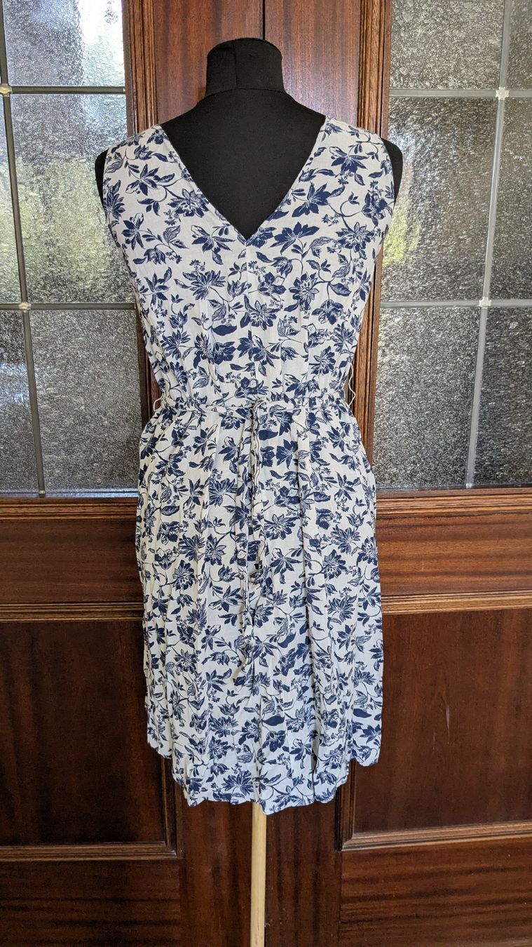 Kleider: Sommerkleid S/M – Gebraucht aus Emmenbrücke von dragonfly_8 2