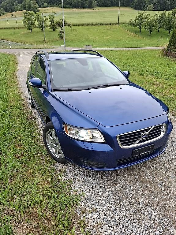Volvo Autos: Volvo V50 – Gebraucht aus Mönthal von 08021989 1