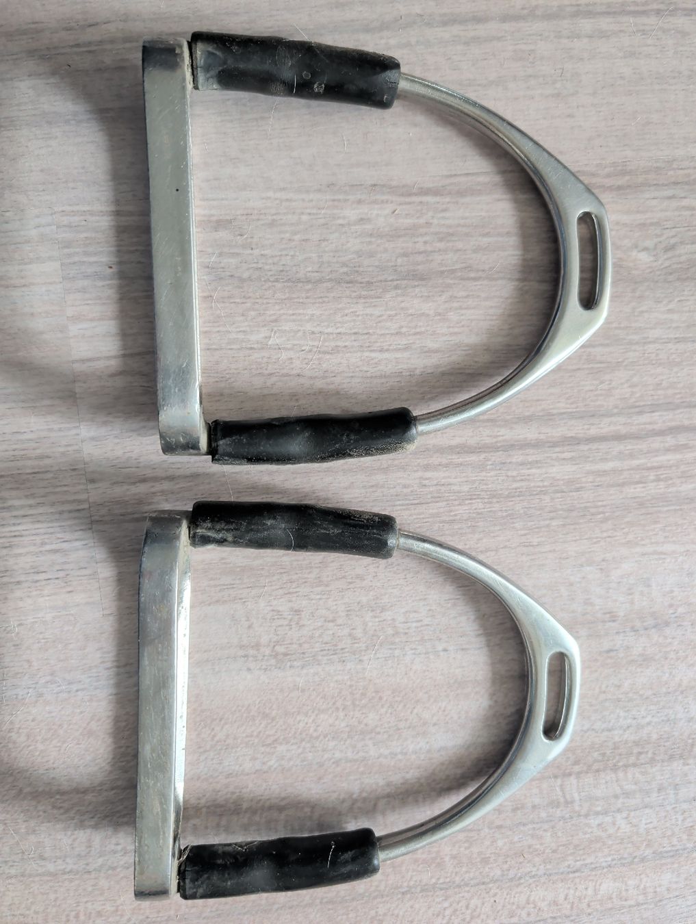 Selle & Accessori: Steigbügel – Usato da Rüti zh venduto da hae_p9fs