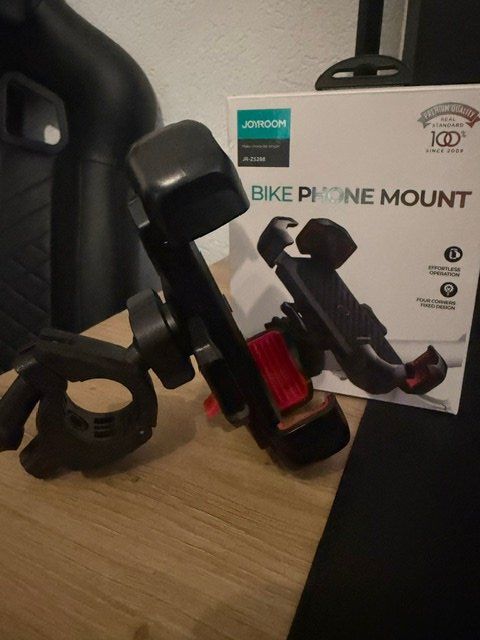 Supporti per biciclette: Joyroom Bike Phone Mount – Nuovo (secondo la descrizione) da Büsserach venduto da Hot_Shots 2