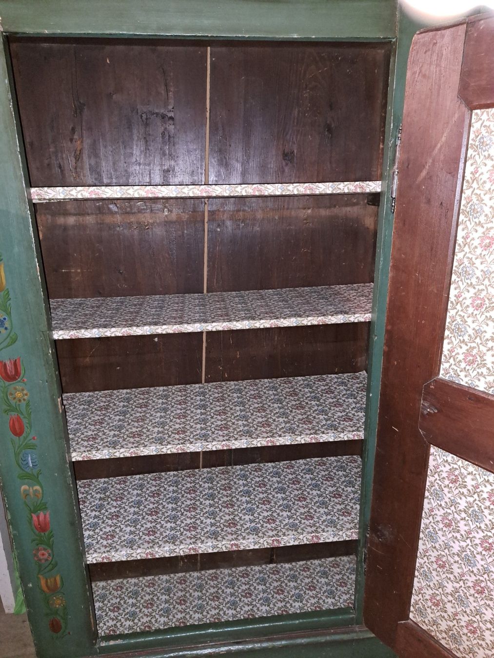 Armoires: Berner Bauernschrank, Schrank, Schaft – D'occasion à Matten(St.Stephan) par brocanteur86 1