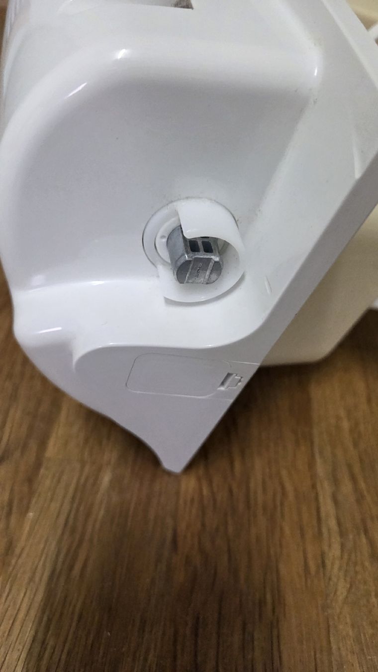 Geberit WC: Geberit Aquaclean Sela, Defekt ,Dusch-WC – Difettoso da Dornach venduto da Ihsan2 7