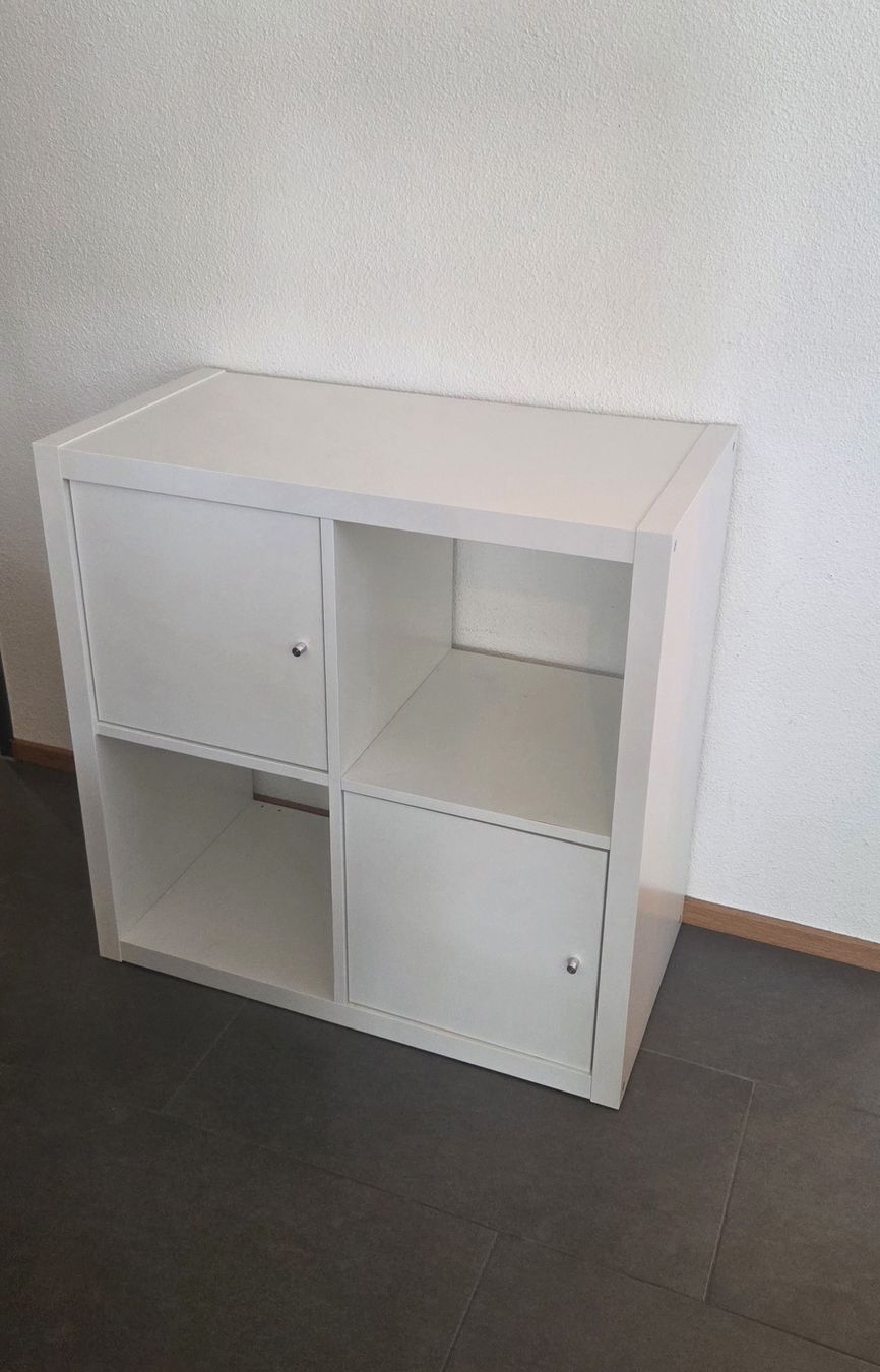 Regale: Regal Ikea kallax 4x4 – Gebraucht aus Luzern von Aloha_man