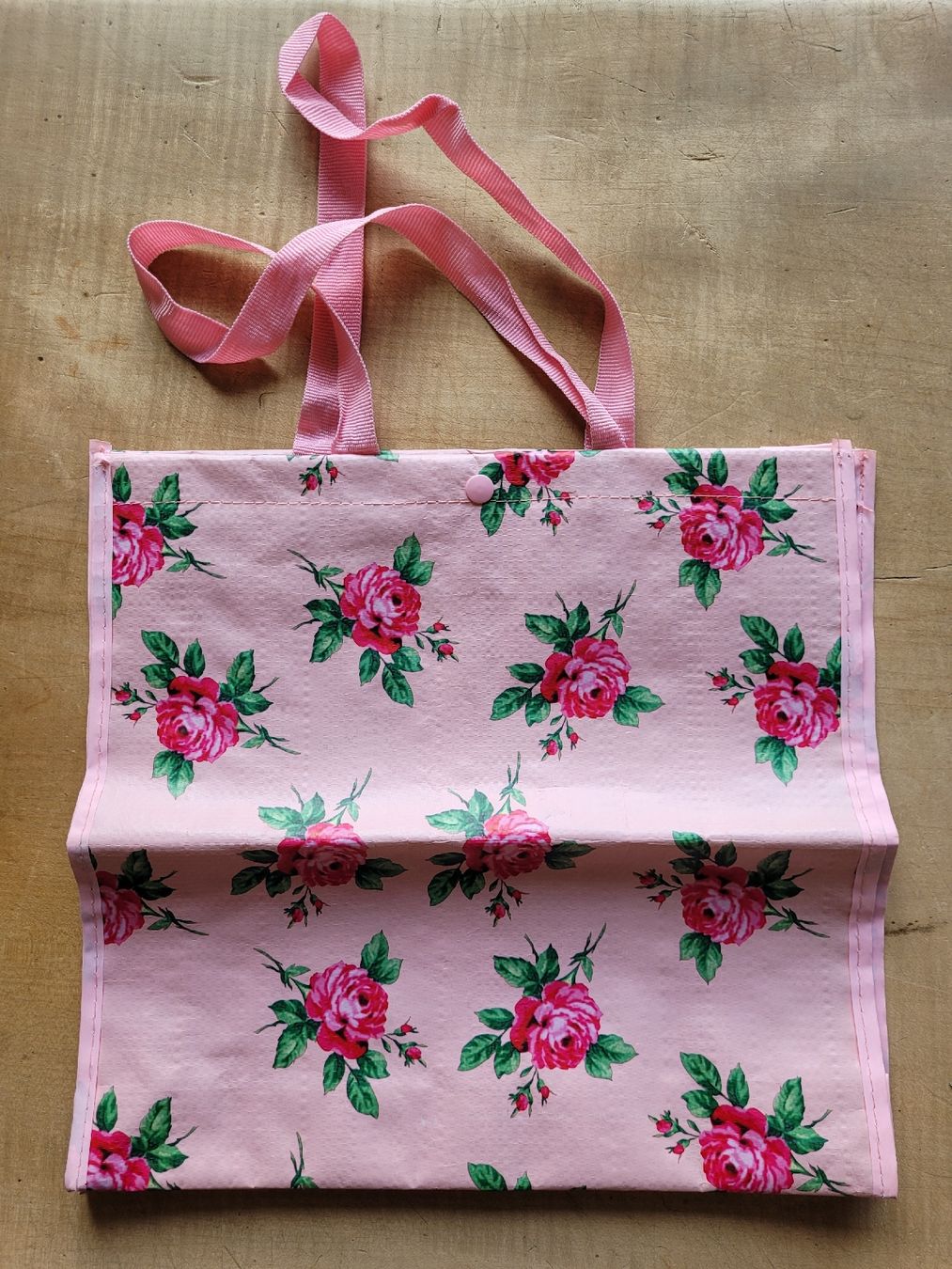 Borse da donna: Verspielte rosa Tasche, Einkaufstasche mit Rosenmuster. NEU – Nuovo (secondo la descrizione) da Zürich venduto da Engiadinabassa 3