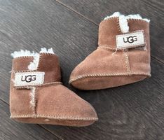UGG Baby Schuhe braun Grösse EU 18, guter Zustand