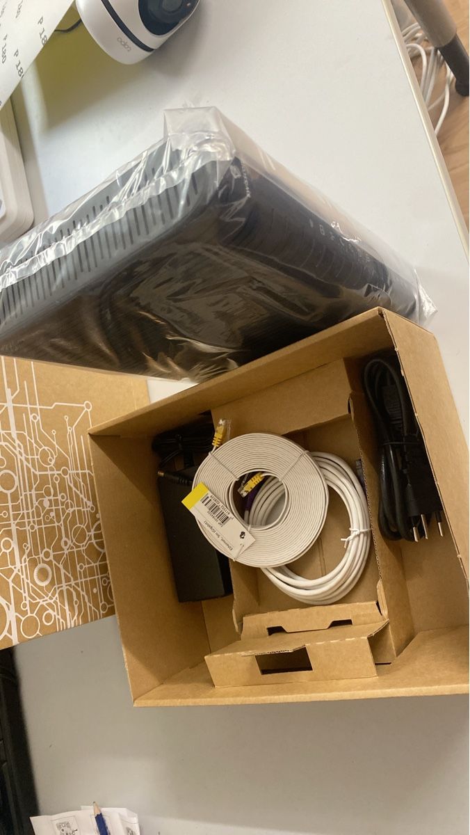 Swisscom Modems & Router: Swisscom Centro Business 2 Originalverpackt – Neu und originalverpackt aus Hauenstein von chri_kl
