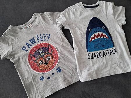 2 tolle Wendepailletten T-Shirts 104, 110, mit Paw Patrol