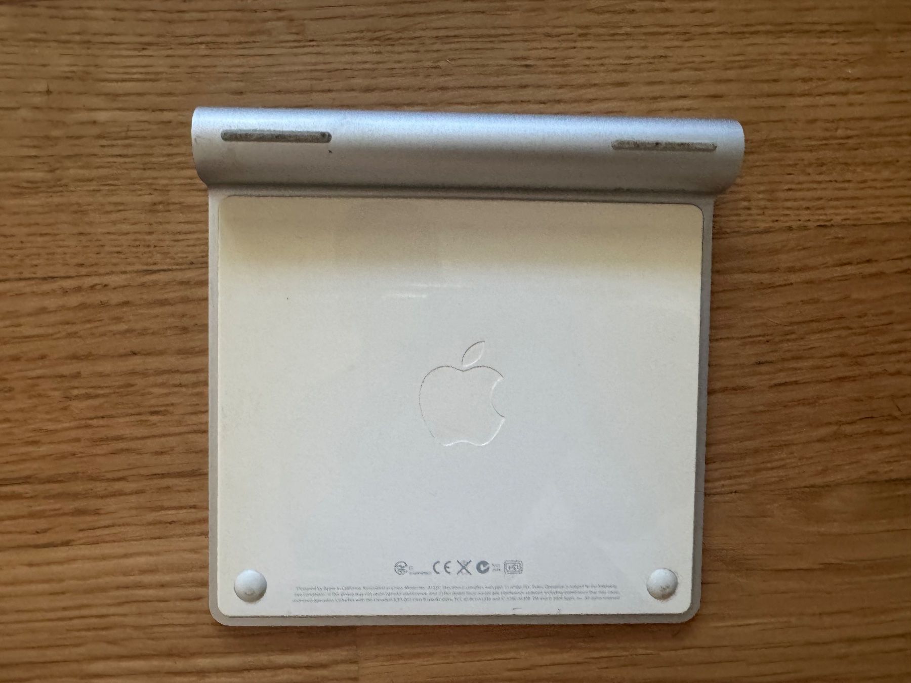 Apple Maus: Original Apple Magic Trackpad 1. Gen (Model A1339) – Gebraucht aus Zürich von hvendelbo 3