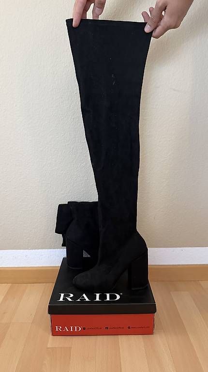 Damenschuhe: Overknee Stiefel schwarz – Gebraucht aus Thun von tat_wg9t