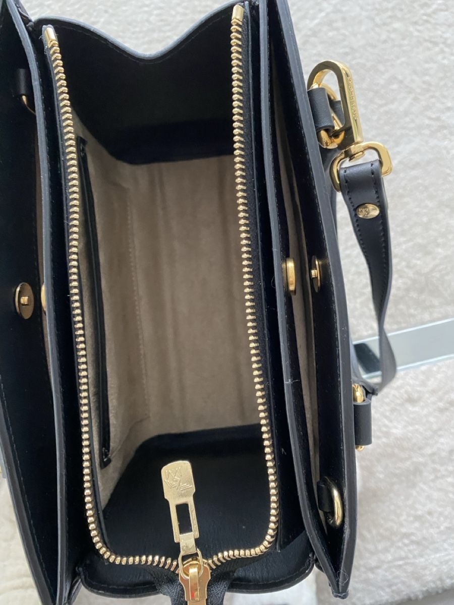Maison Mollerus Borse da donna: Maison Mollerus schwarze Tasche  mit Gold Plate – Nuovo e nell'imballaggio originale da Wettswil venduto da ramba 2