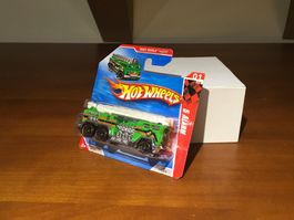 5 Alarm 1/64 Hot Wheels 2010 Race World City