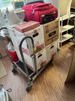 Werkstatt-, Lager-, Transport Wagen Lagerräumung