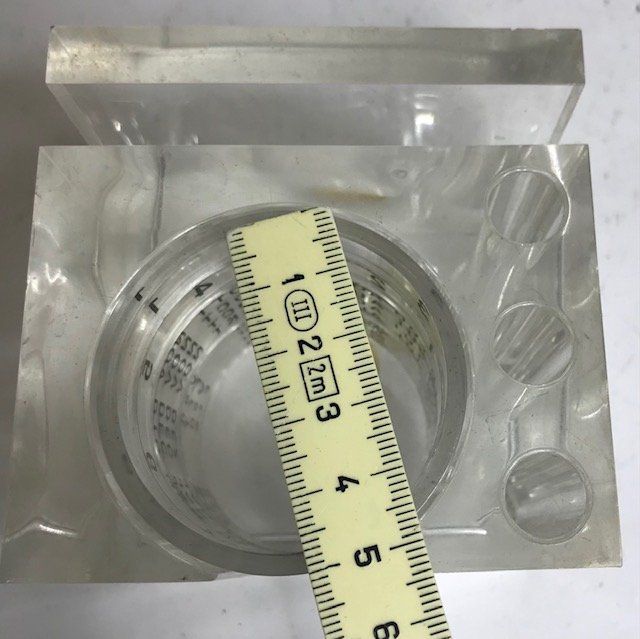 Guzzini Contenitori & Simili: Stifthalter transparent mit Datum von Guzzini – Usato da Zürich venduto da gigimai67 7