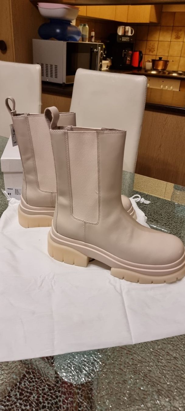 Ash Damenschuhe: ASH Gr. 41 – Neu und originalverpackt aus Luzern von Reni025