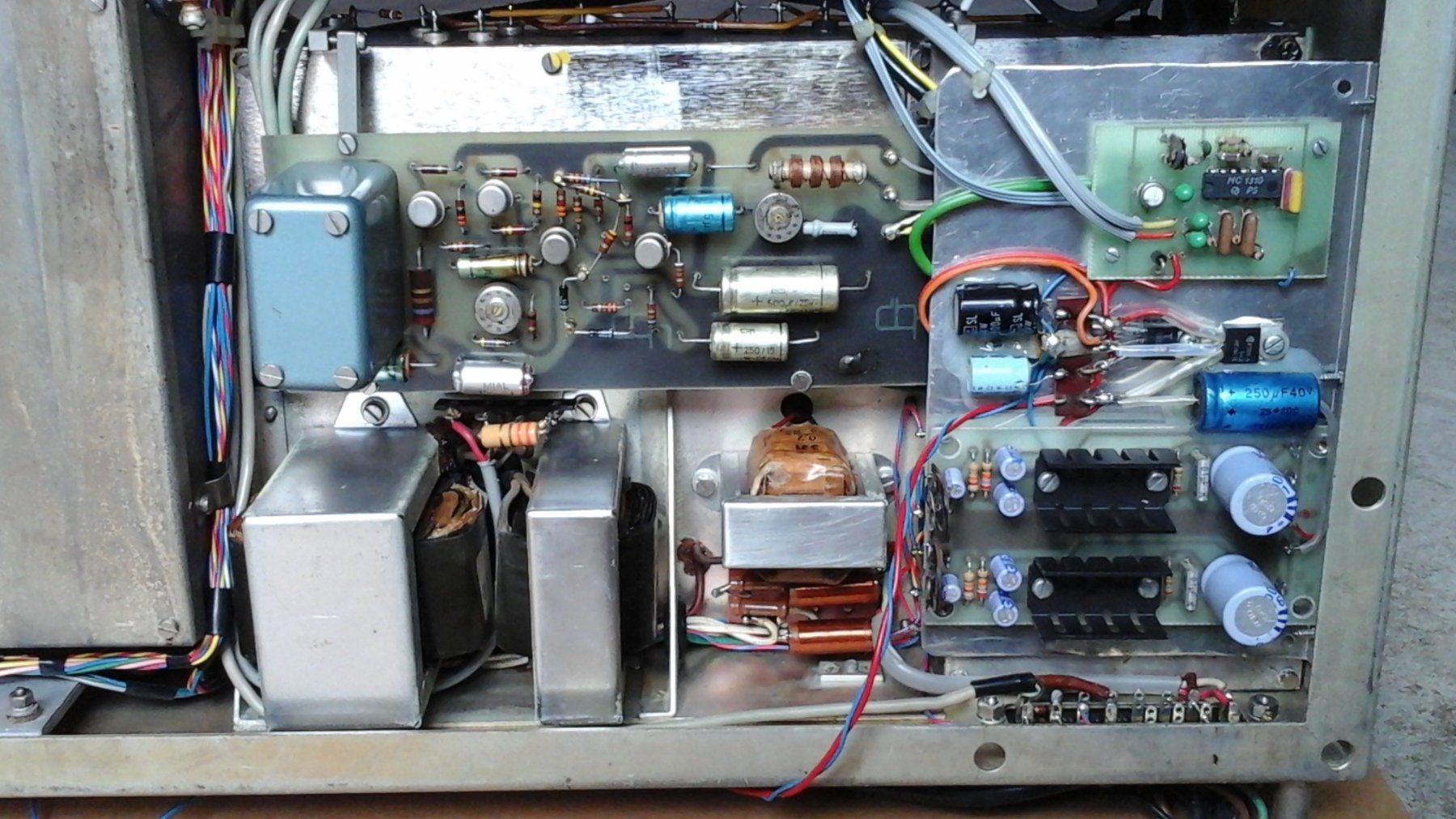 Radios: Model RMF 130/M UKW Receiver von ELIT Milano – Gebraucht aus Farnern von Radiovox 5
