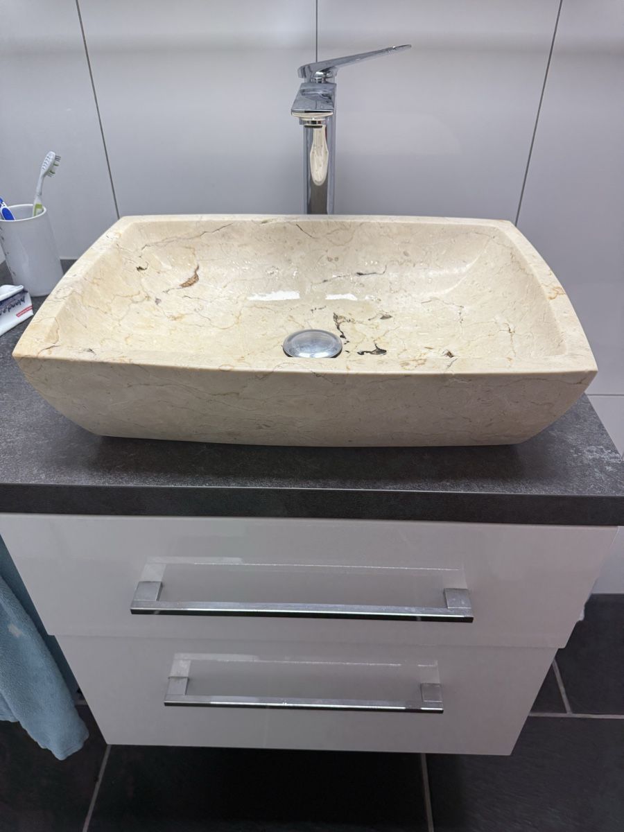Lavabi & lavandini: Lavabo Naturstein – Usato da Kaiserstuhl AG venduto da Natalinka