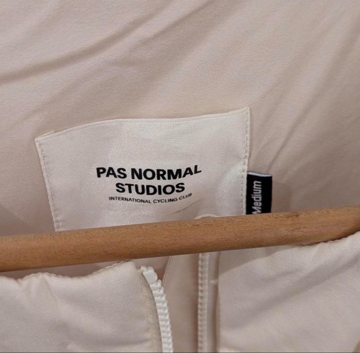 Pas Normal Studios Gilets & Westen: PAS NORMAL STUDIOS vest – Gebraucht aus Zürich von sunitaf 1