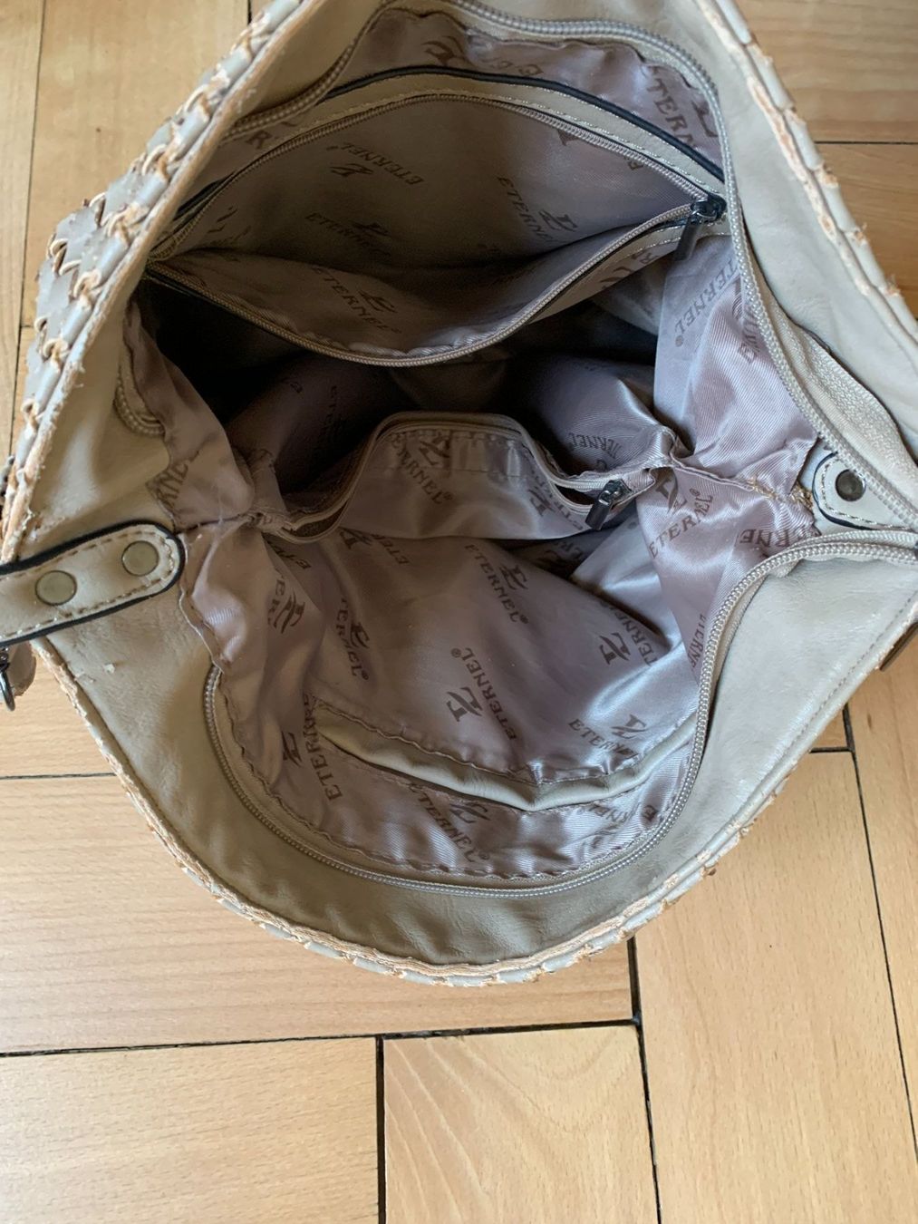 Taschen für Damen: ETERNEL - Umhängetasche taupe – Gebraucht aus Zürich von Diazaio 5