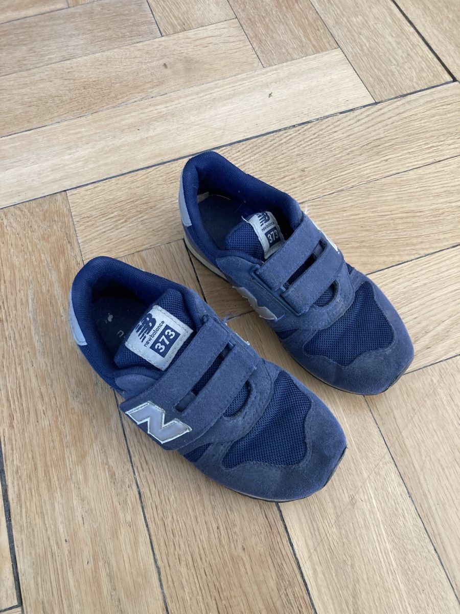 New Balance Scarpe per ragazzi: New Balance Turnschuhe Grösse 33 – Usato da Bern venduto da Claro80
