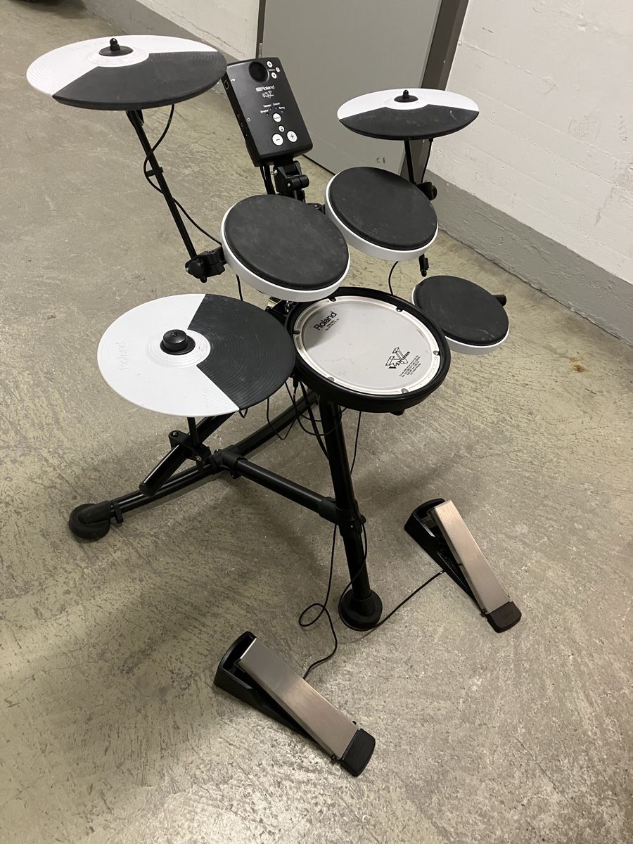 Roland Instruments de musique: E Drum - Roland TD1-KV – D'occasion à Zürich par Gegelino 5