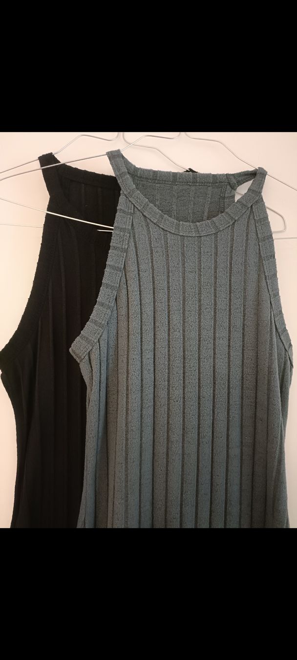 Kleiderpakete: Rippkleider 2er Set Damen Grösse S – Gebraucht aus Bergdietikon von Bico01 1