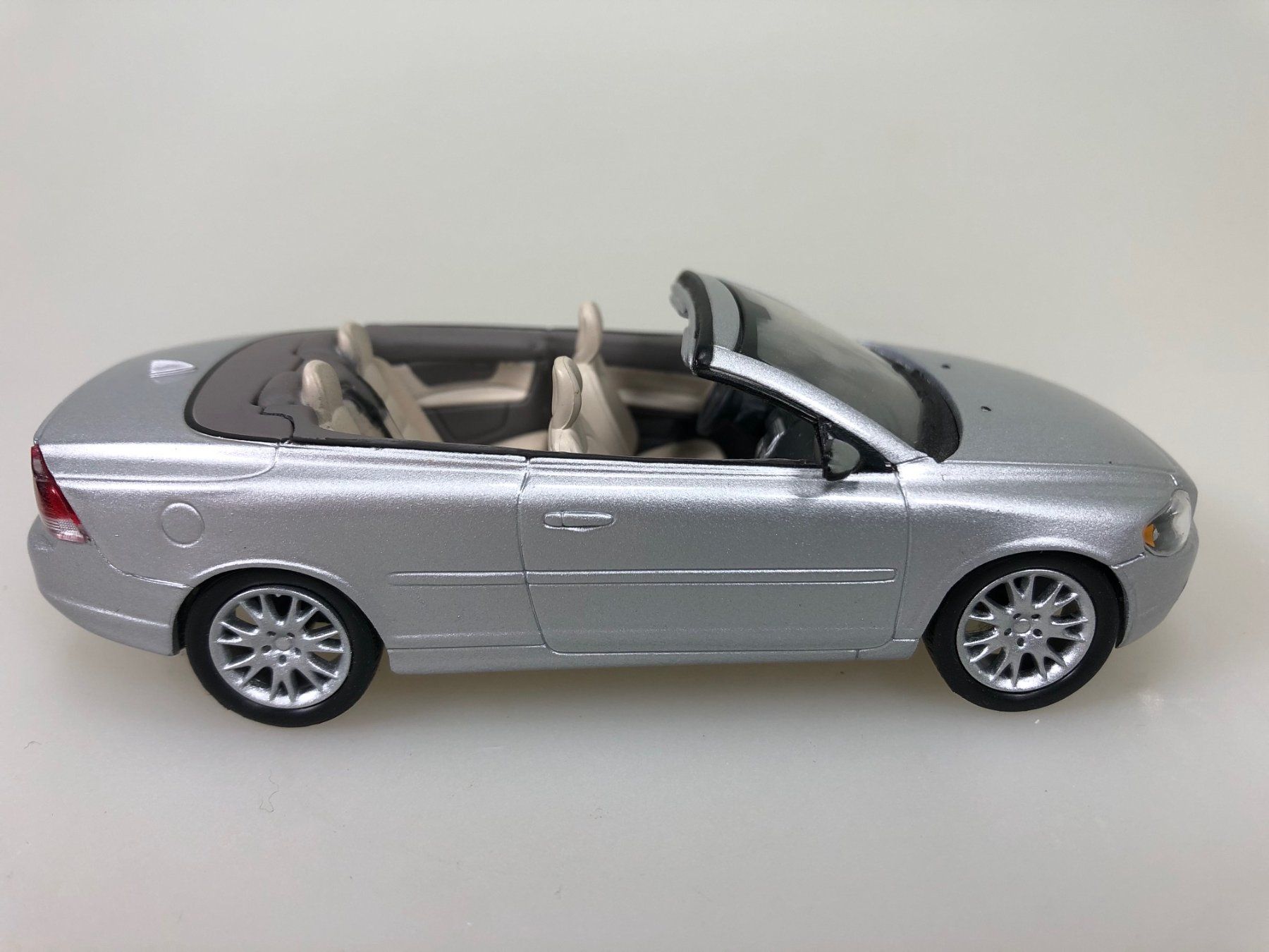 Volvo Voitures modèles: Volvo C70 Cabriolet - Motorart - 1:43 – D'occasion à Widen par Himan 3