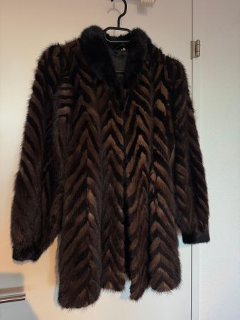 Nerzmantel mit edlem Muster Pelz - 40 (M - XL) - wie NEU!