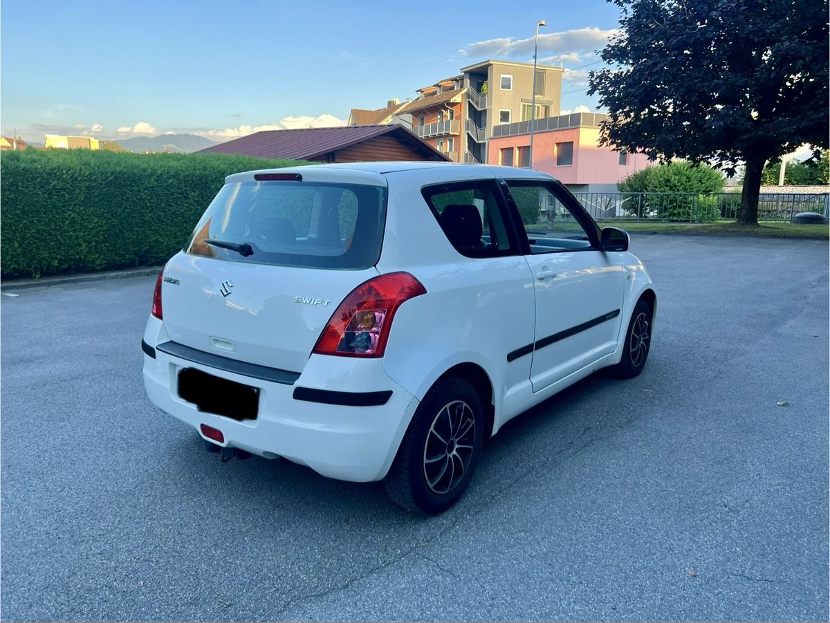 Suzuki Autos: Suzuki Swift 1.3 ab 1.-! – D'occasion à St. Margrethen SG par M.Kt 2
