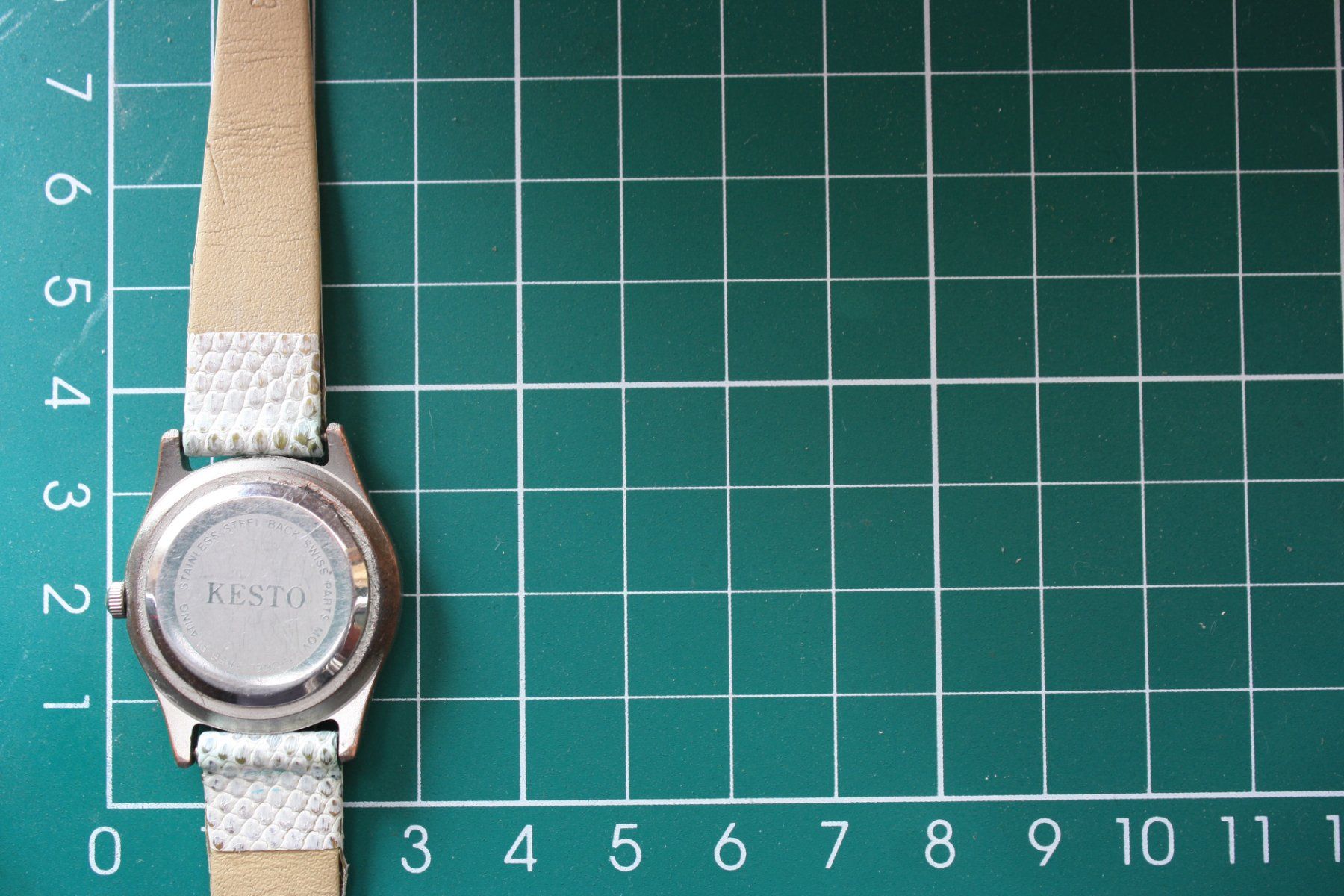 Orologi: kesto uhr – Usato da Laupen BE venduto da Gufi57 1