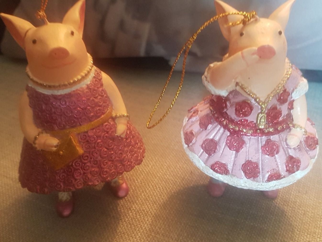Figuren: 2 Schweinchen zum Aufhängen – Gebraucht aus Oberengstringen von Asteroid56 7