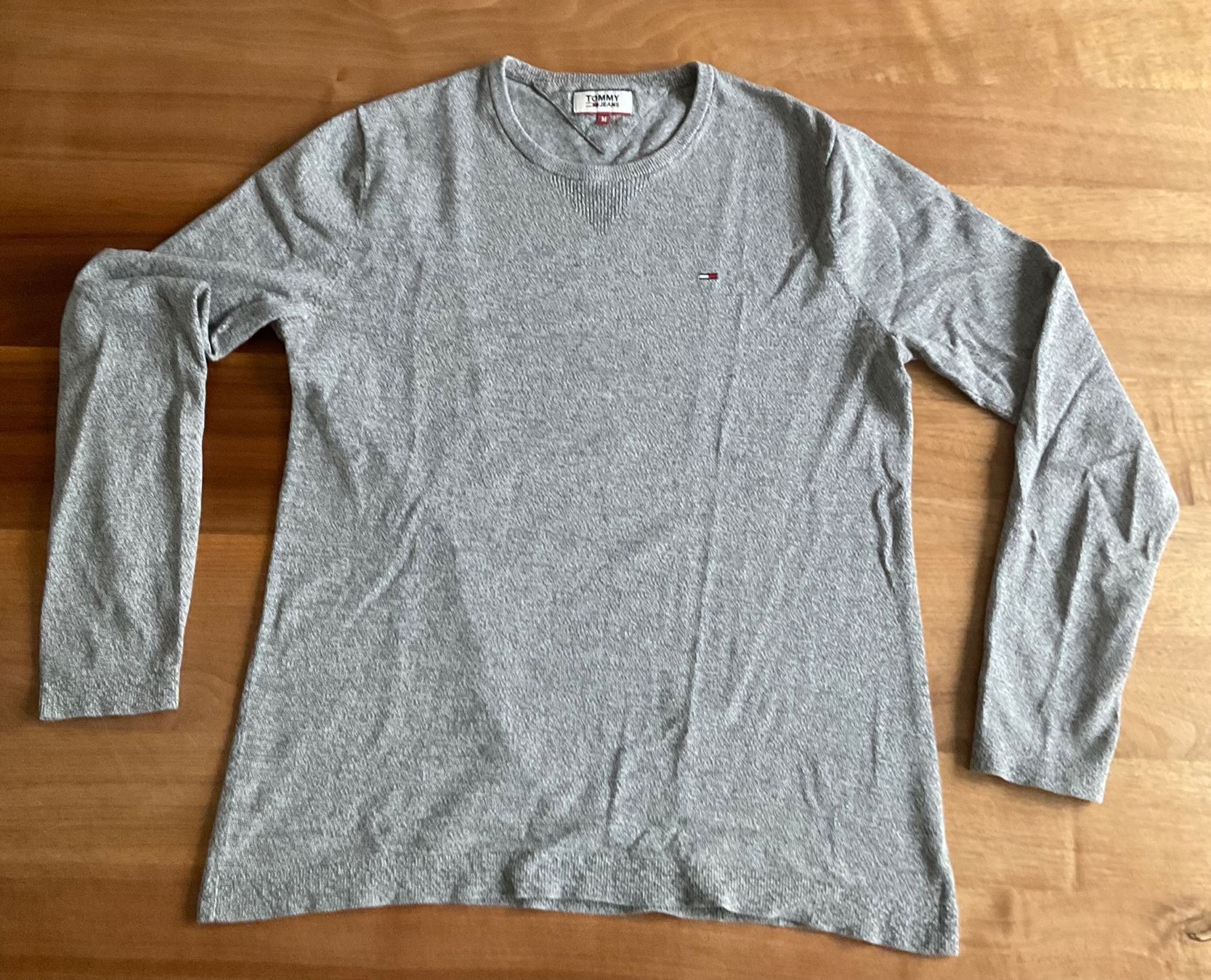 Tommy Hilfiger Maglioni & Felpe: Pullover der Marke Tommy Jeans – Usato da Amriswil venduto da Chmm1