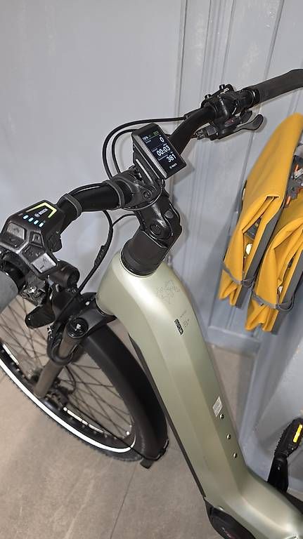 Vélos: Ebike E-Bike Cube Neuwertig  – D'occasion à Bronschhofen par Timi.g 2