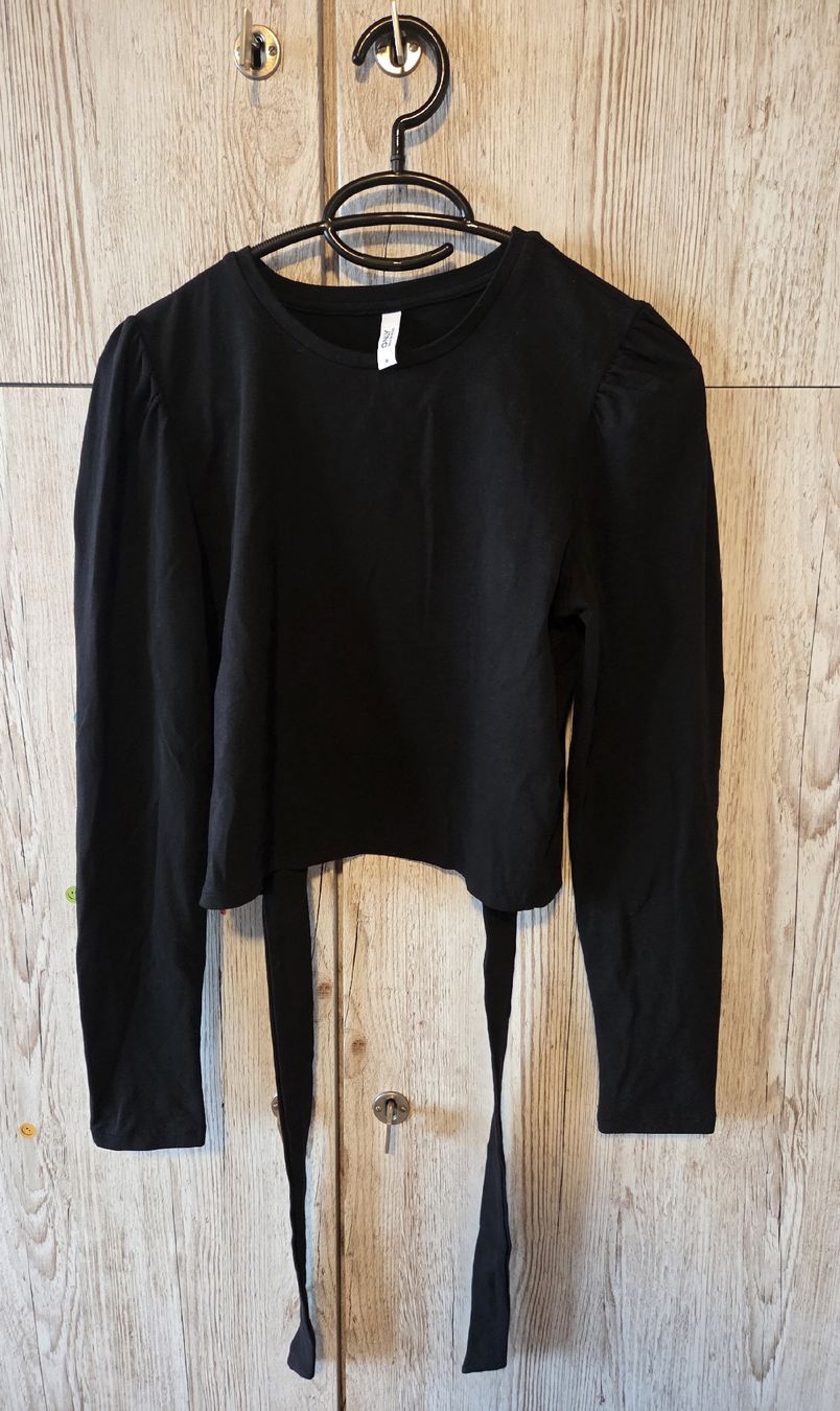 Only Tops: Binde Shirt von Only Grösse M – Neu (gemäss Beschreibung) aus Gipf Oberfrick von denisenisli