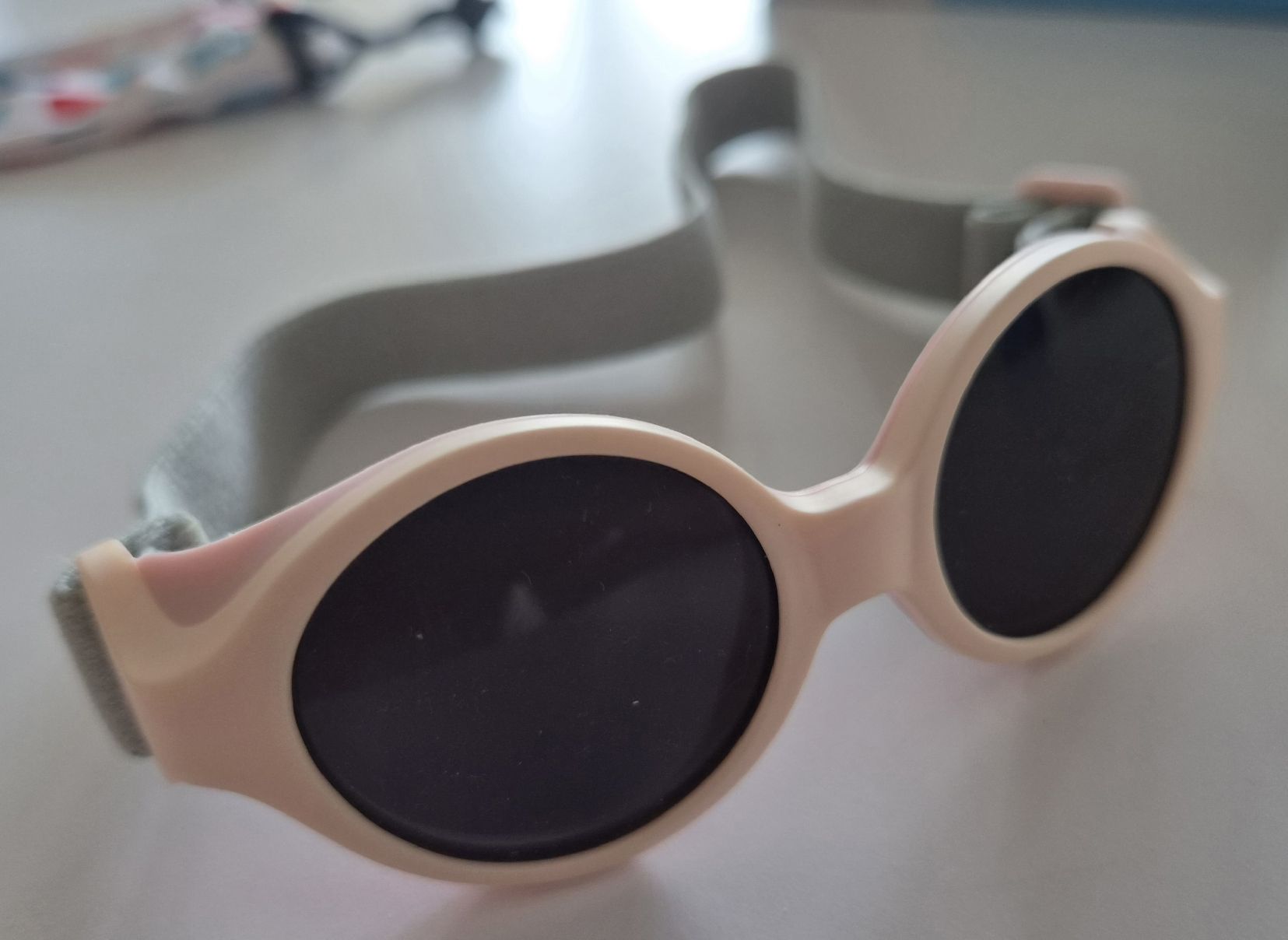 Occhiali & Lenti: Lunettes de soleil bébé – Nuovo (secondo la descrizione) da Tavannes venduto da set_kf2c