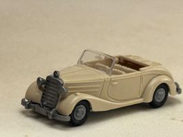 VE1- Praline Mercedes 170 Cabriolet hellbeige